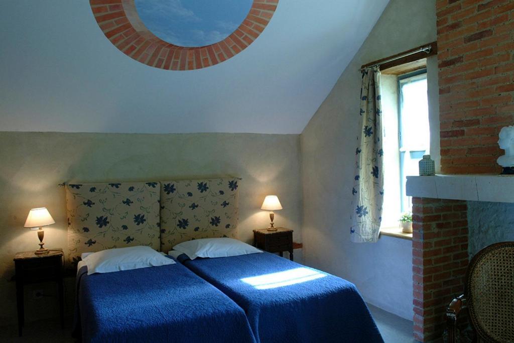 Chambres D'Hotes Le Clos Des 3 Rois Thouarce Room photo